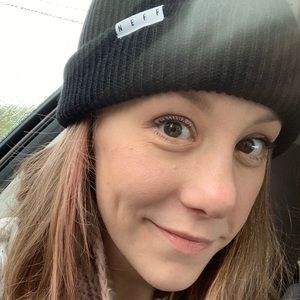 Meet your Posher, Che'